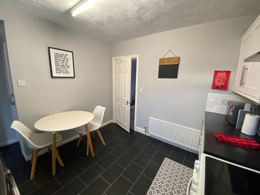 Seaside 2 Bed Townhouse, Near Cleethorpes Station 빌라 외부 사진